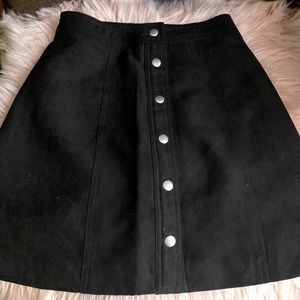 Black button H&M skirt